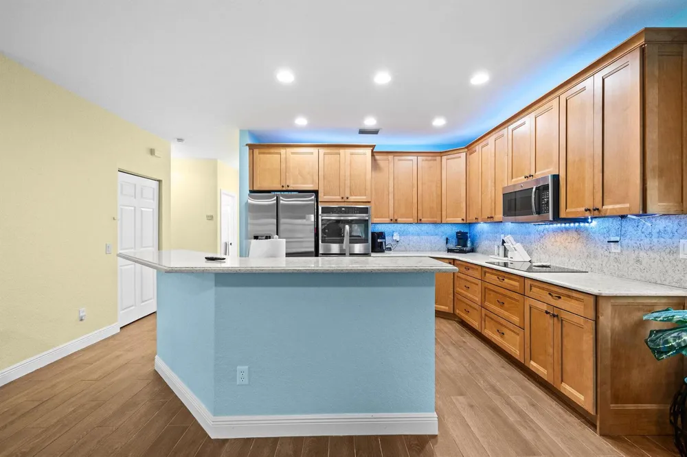 1894 Grey Falcon Circle SW Vero Beach, FL 32962
