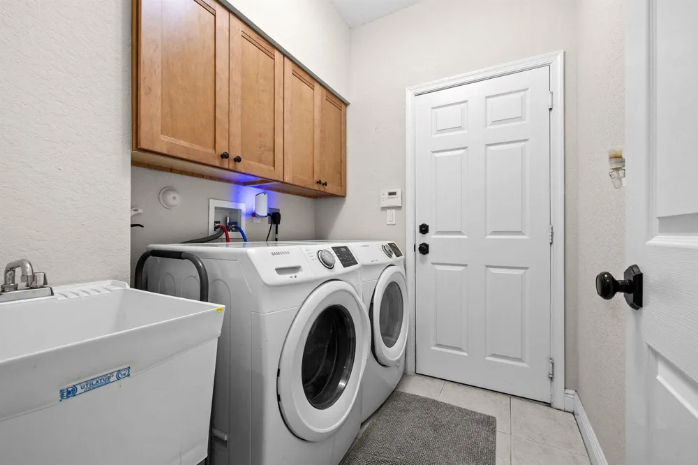 1894 Grey Falcon Circle SW Vero Beach, FL 32962