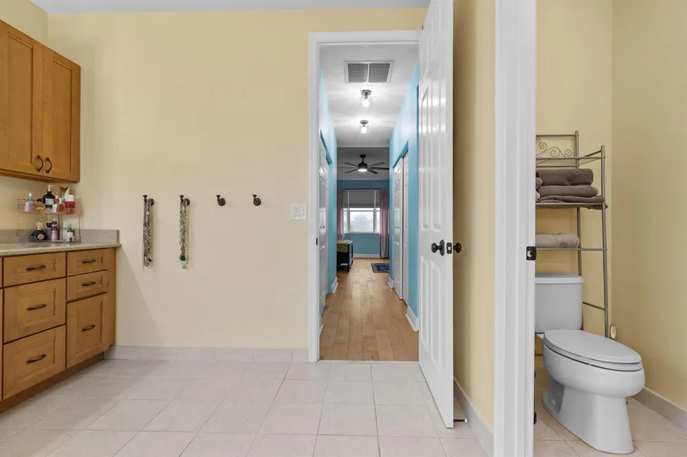 1894 Grey Falcon Circle SW Vero Beach, FL 32962