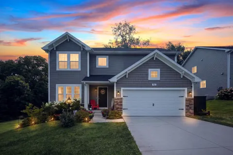 712 Gentry Lane