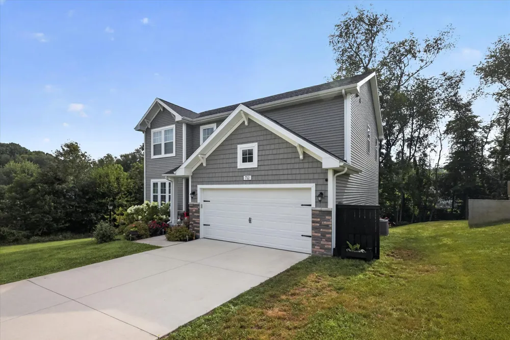 712 Gentry Lane New Carlisle, IN 46552