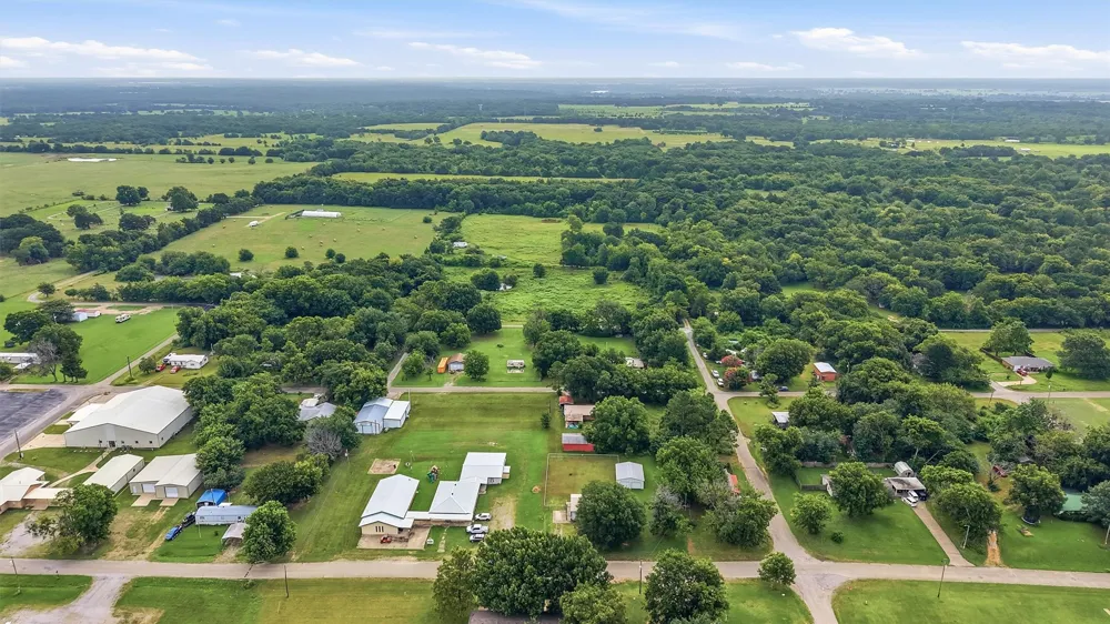 406 Main Street Hendrix, OK 74741