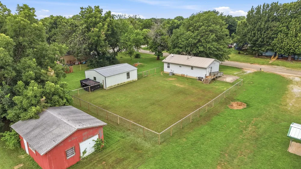 406 Main Street Hendrix, OK 74741