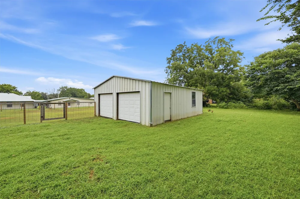 406 Main Street Hendrix, OK 74741