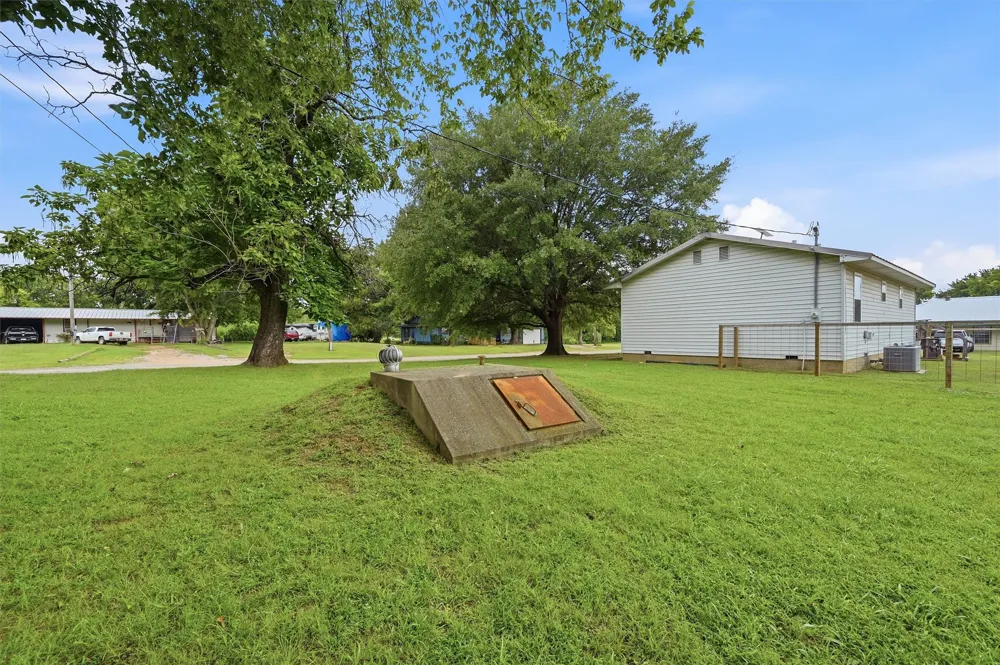 406 Main Street Hendrix, OK 74741