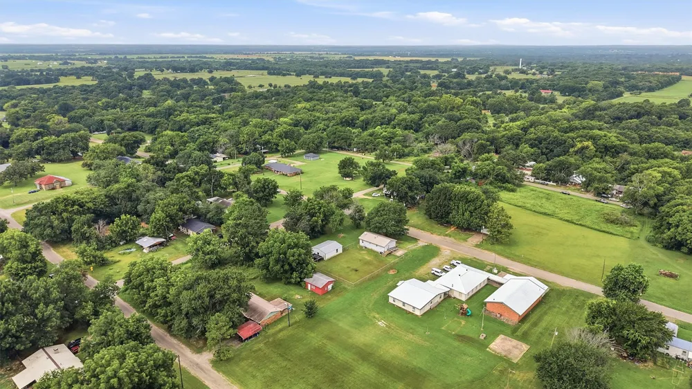 406 Main Street Hendrix, OK 74741