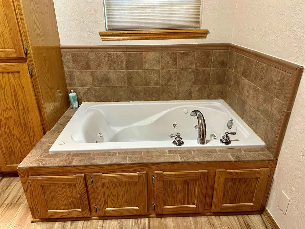 2332 Sioux Drive Sulphur, OK 73086