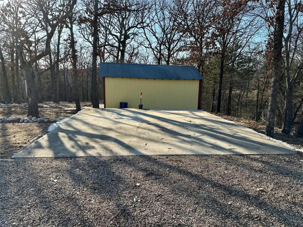 2332 Sioux Drive Sulphur, OK 73086