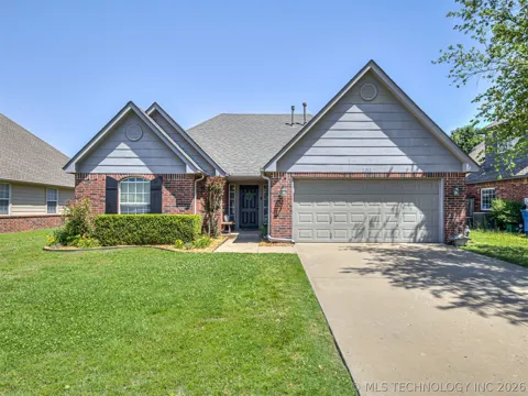 2012 E Princeton Street