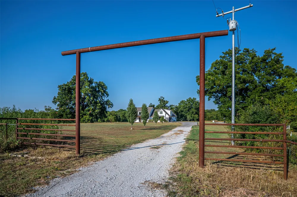 21750 County Road 3 Stonewall, OK 74871