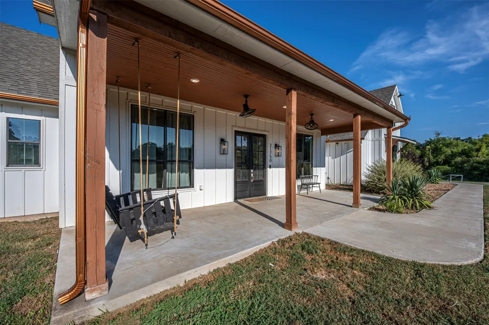 21750 County Road 3 Stonewall, OK 74871