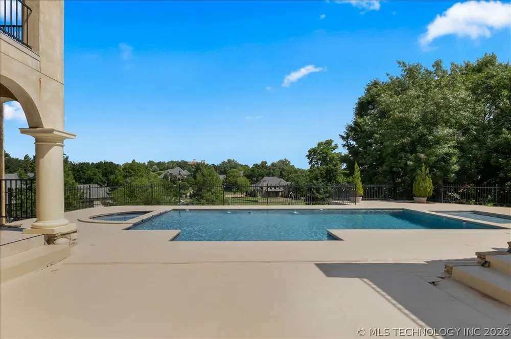 10710 S Fir Place Jenks, OK 74037