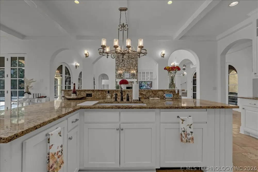 10710 S Fir Place Jenks, OK 74037