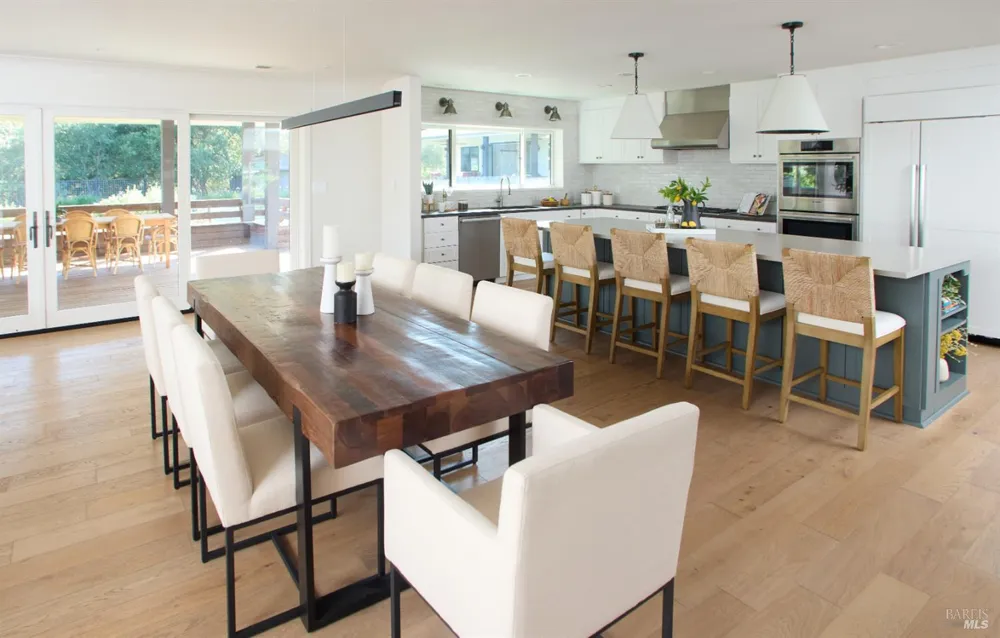 3033 Myrtledale Road Calistoga, CA 94515