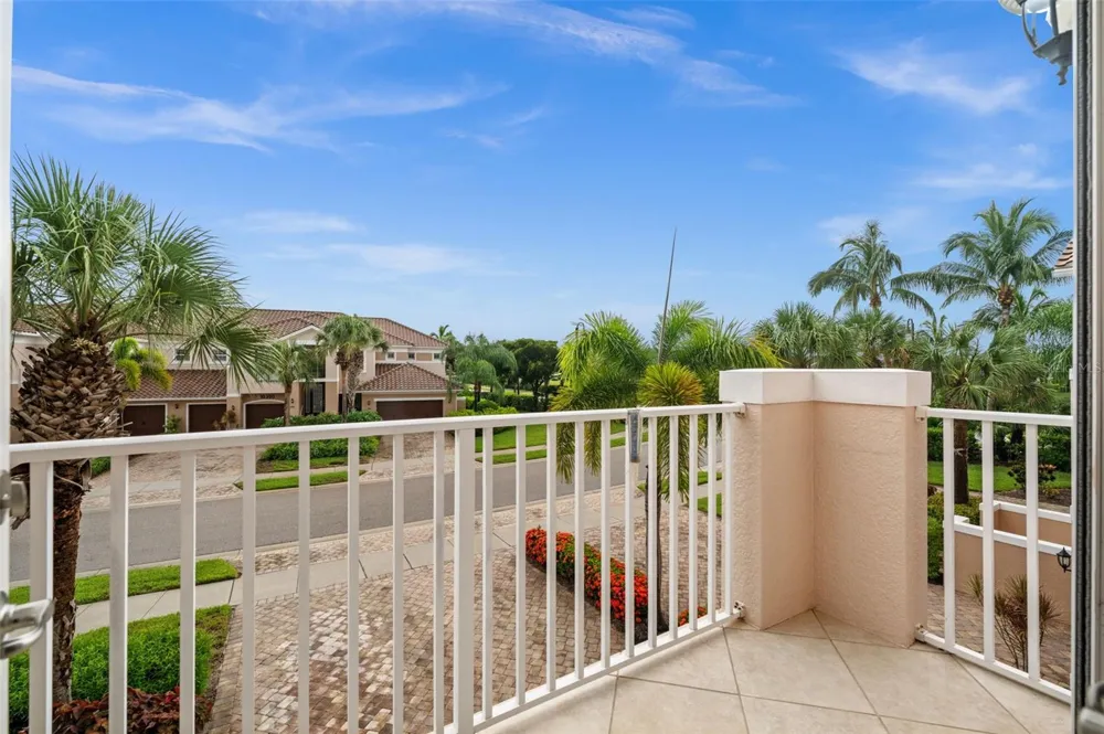 10391 GLASTONBURY CIRCLE #202 Fort Myers, FL 33913