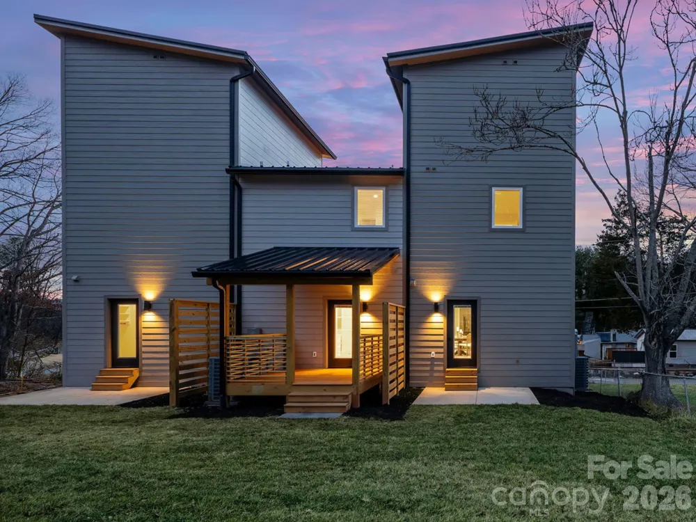 9 Gudger Road Asheville, NC 28806