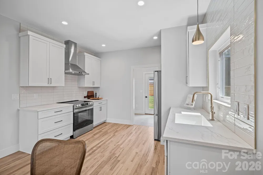 9 Gudger Road Asheville, NC 28806
