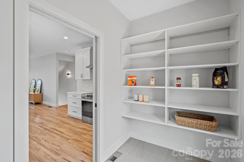9 Gudger Road Asheville, NC 28806