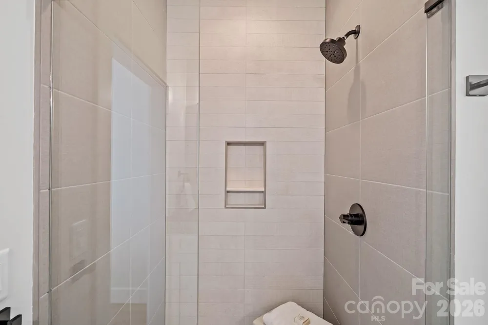 9 Gudger Road Asheville, NC 28806