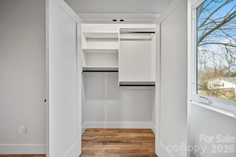 9 Gudger Road Asheville, NC 28806