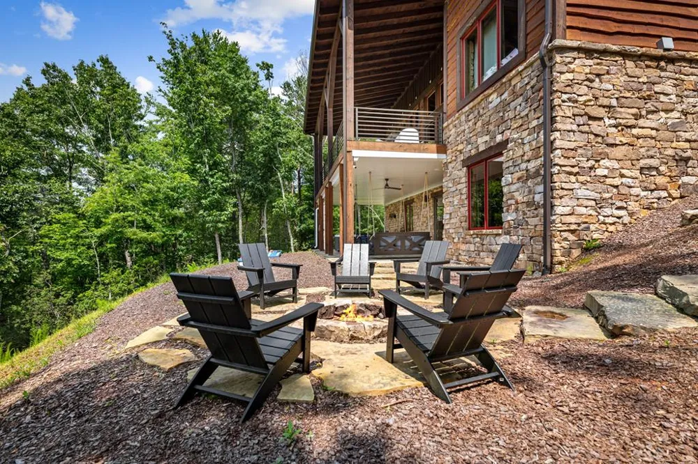 351 Black Dog Trail Morganton, GA 30560