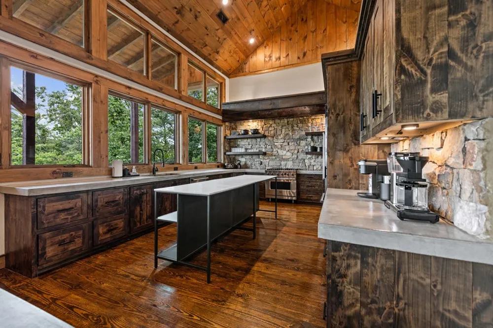 351 Black Dog Trail Morganton, GA 30560
