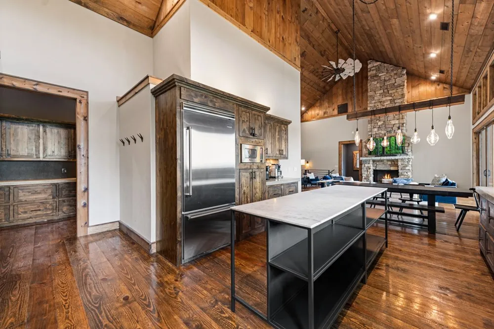 351 Black Dog Trail Morganton, GA 30560
