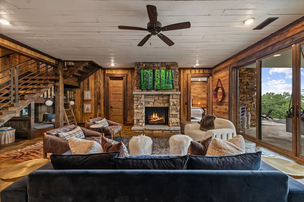 351 Black Dog Trail Morganton, GA 30560