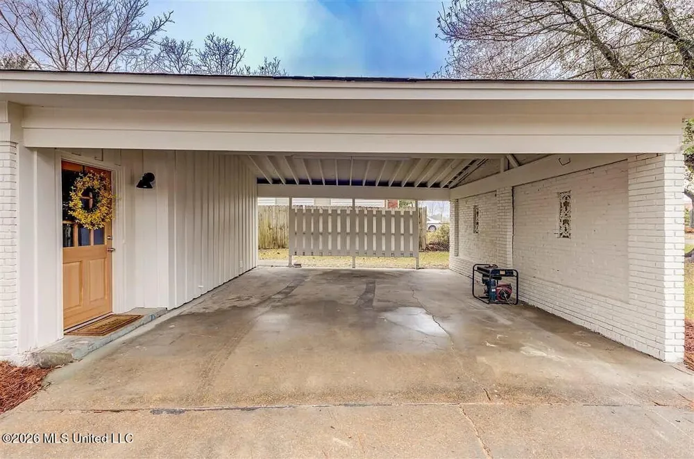 1004 Andover Street Clinton, MS 39056