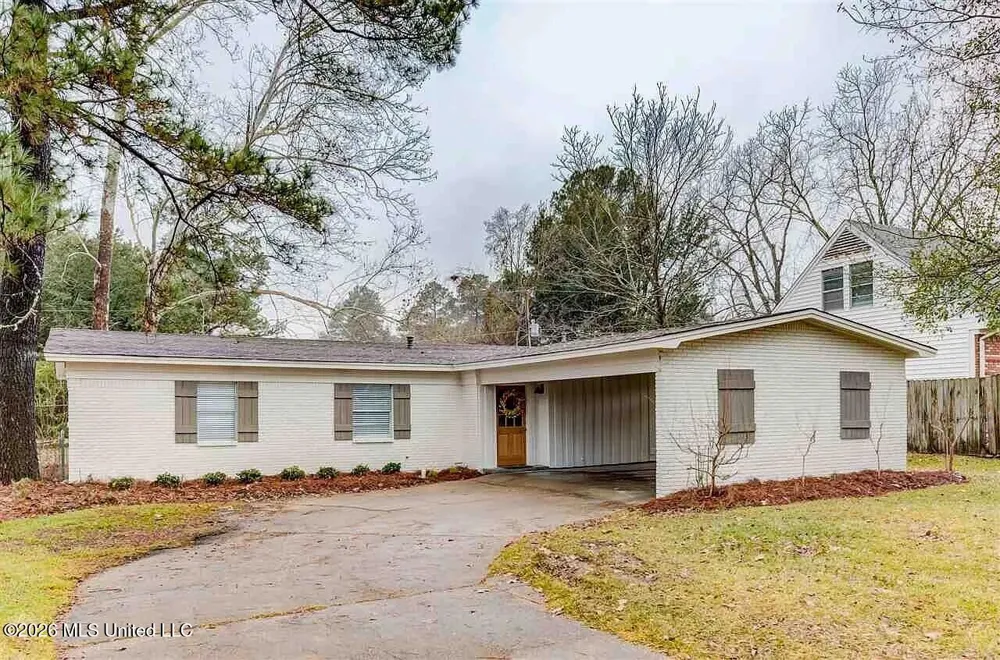1004 Andover Street Clinton, MS 39056