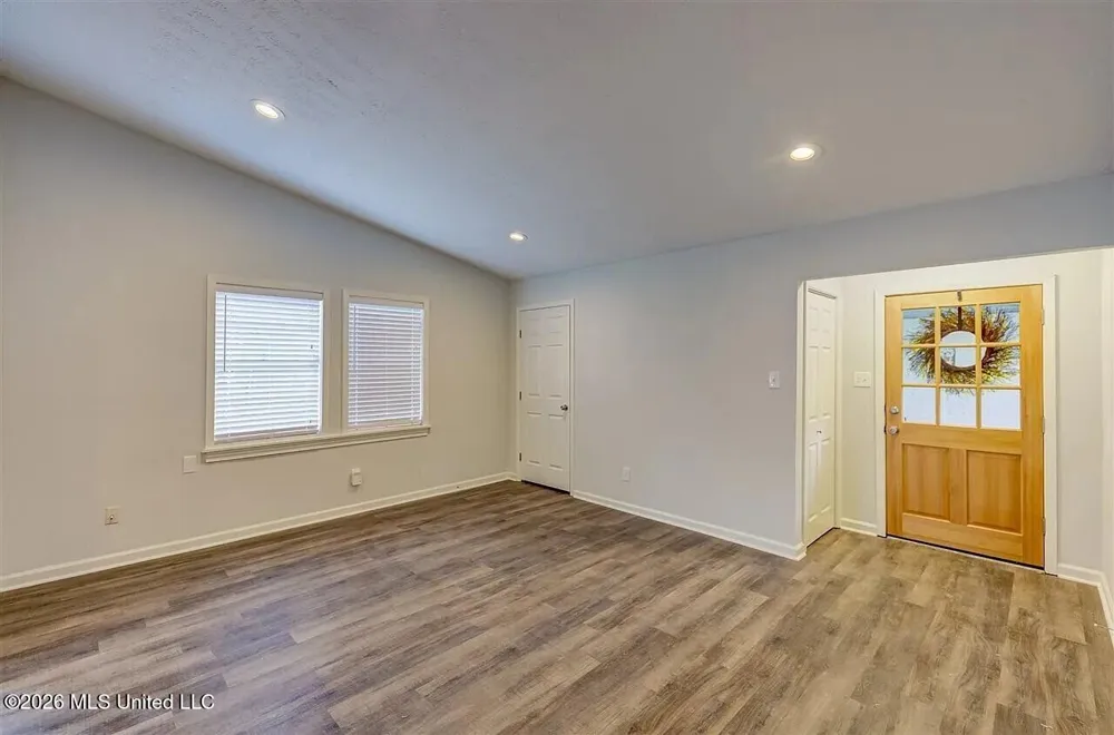 1004 Andover Street Clinton, MS 39056