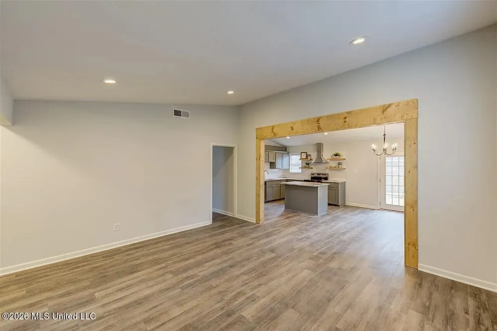 1004 Andover Street Clinton, MS 39056