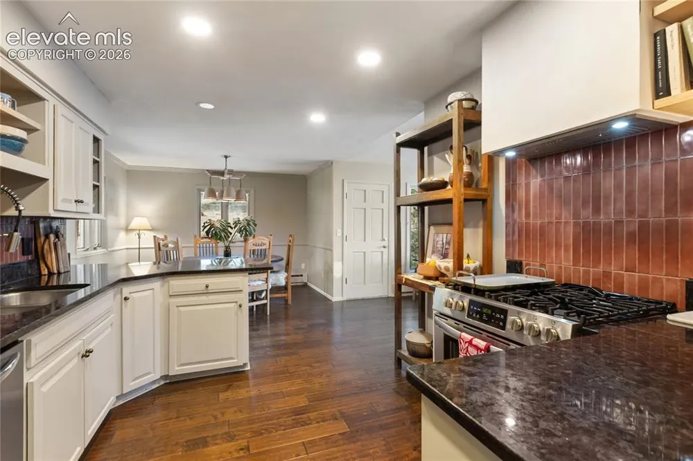 1150 Forest Hill Place Woodland Park, CO 80863