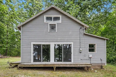 5372 W Guernsey Lake Road