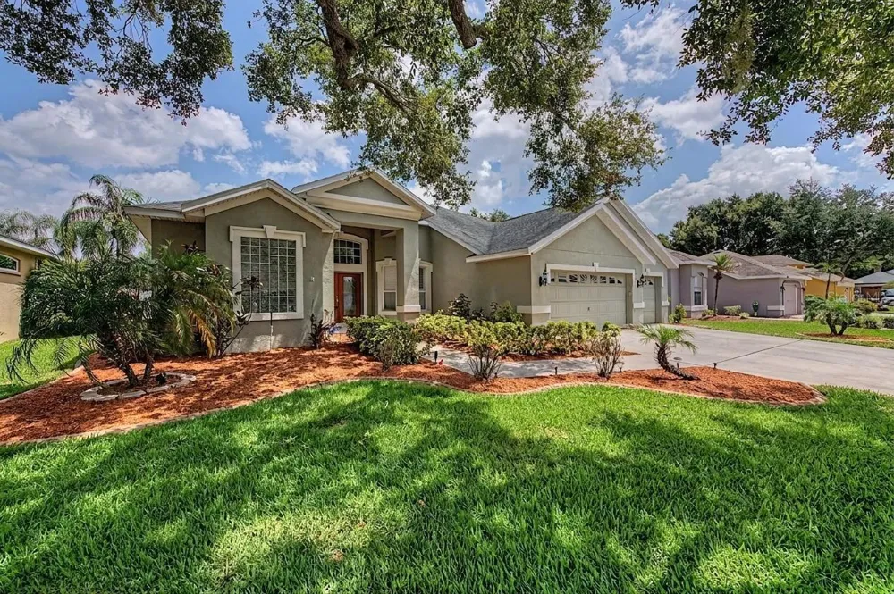 4332 SWIFT CIRCLE Valrico, FL 33596