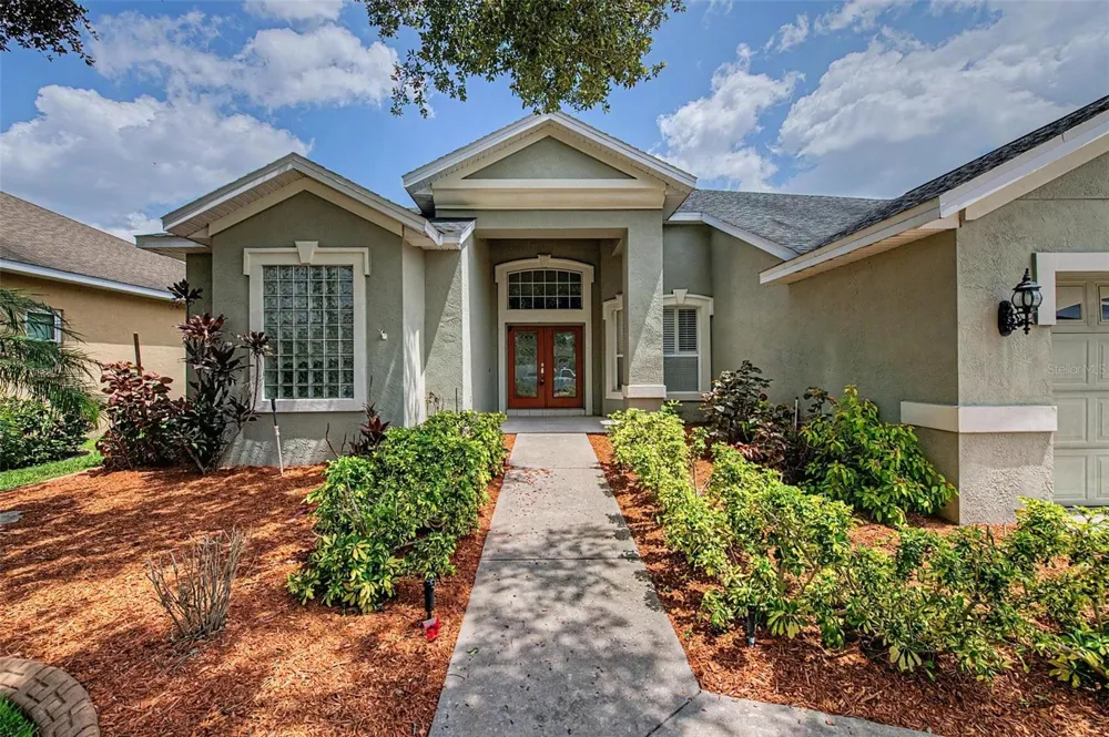 4332 SWIFT CIRCLE Valrico, FL 33596