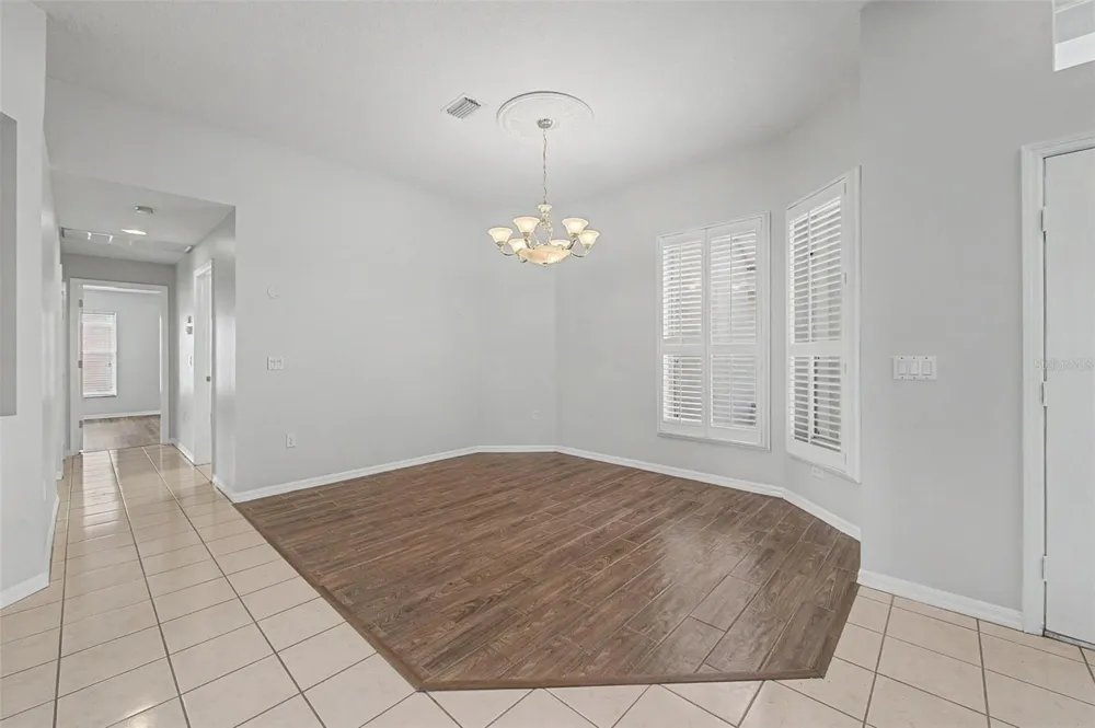 4332 SWIFT CIRCLE Valrico, FL 33596