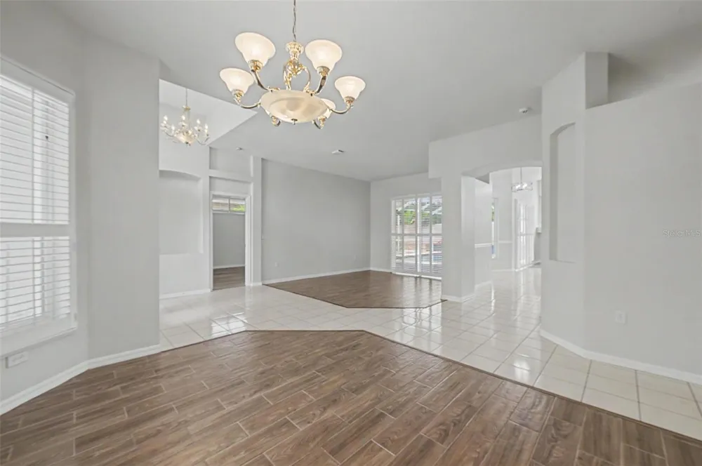 4332 SWIFT CIRCLE Valrico, FL 33596