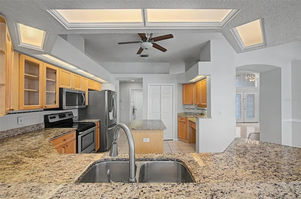4332 SWIFT CIRCLE Valrico, FL 33596