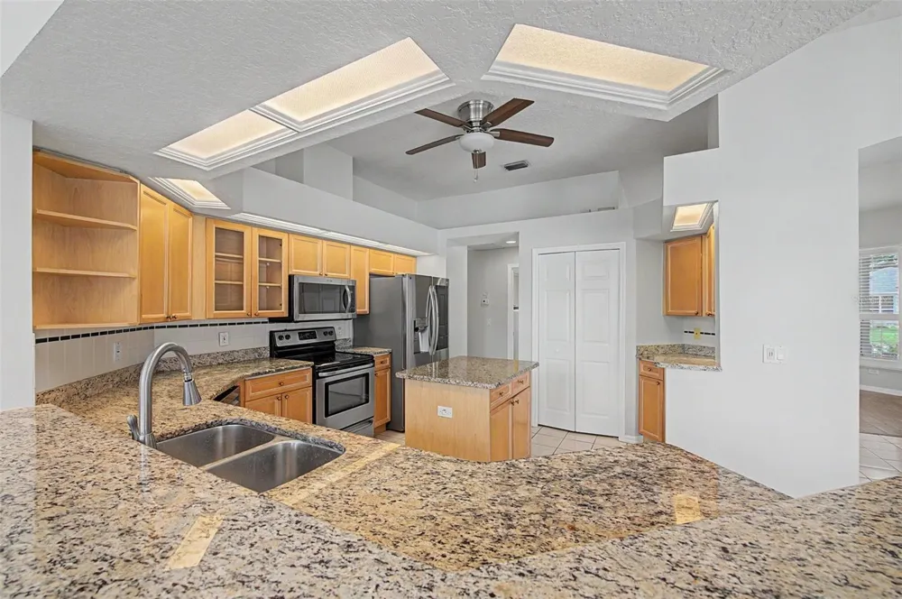 4332 SWIFT CIRCLE Valrico, FL 33596