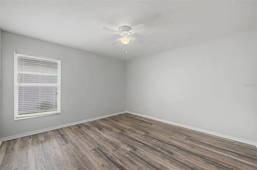 4332 SWIFT CIRCLE Valrico, FL 33596