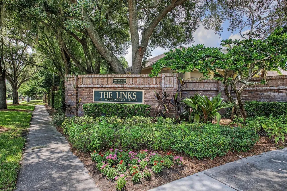 4332 SWIFT CIRCLE Valrico, FL 33596