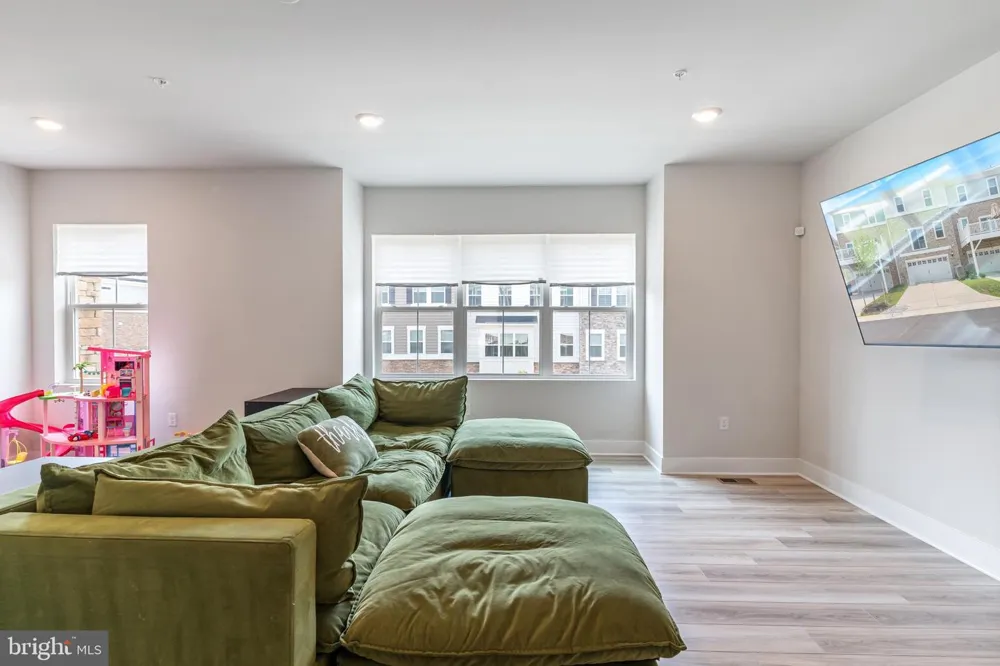 4133 SKIPTON PLACE White Plains, MD 20695