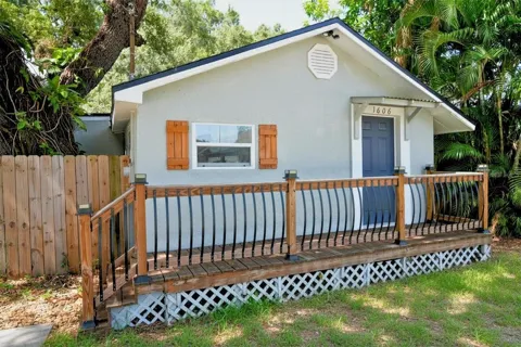 1606 E OSBORNE AVENUE