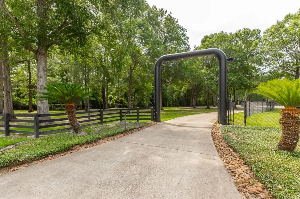 5950 Keith Rd Lumberton, TX 77657