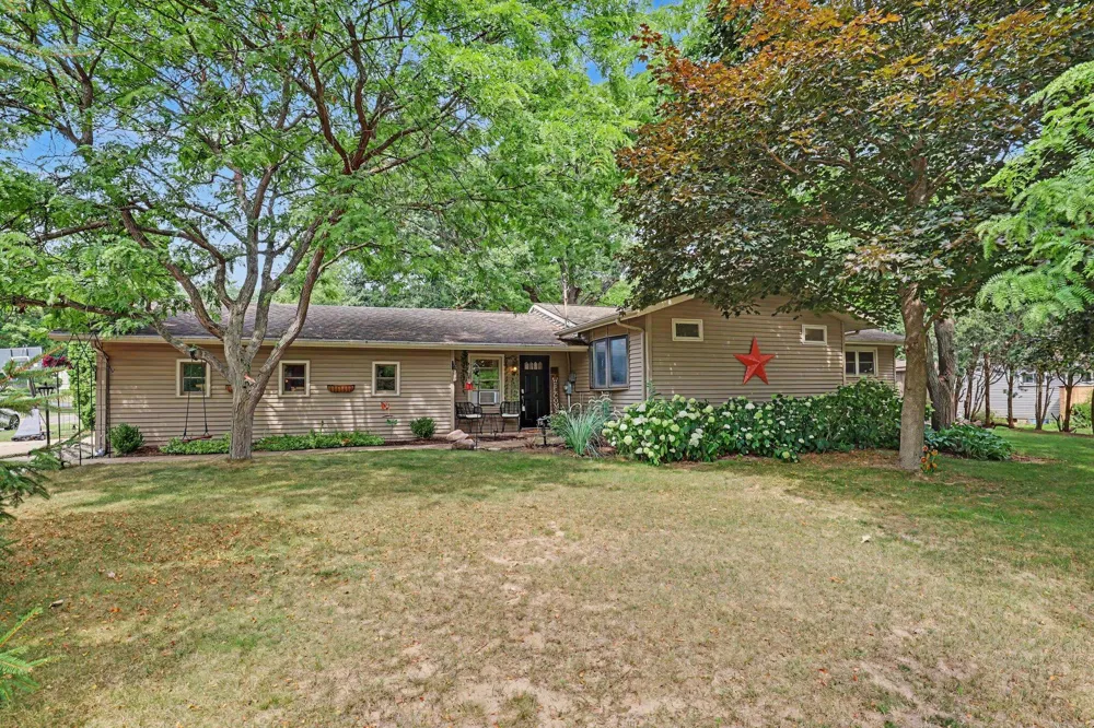 507 Floral Drive Belding, MI 48809
