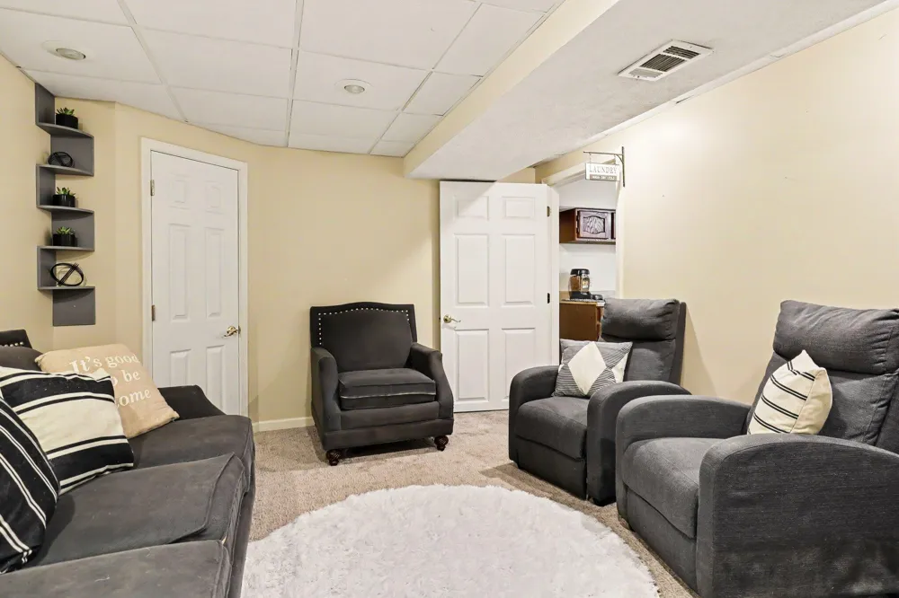 507 Floral Drive Belding, MI 48809