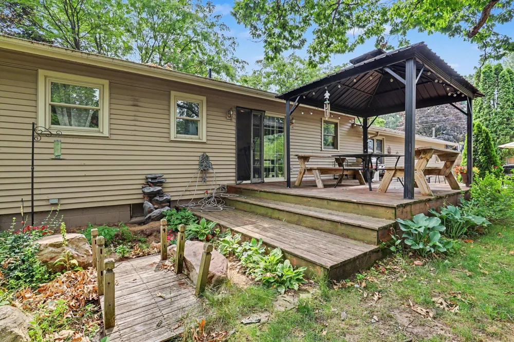 507 Floral Drive Belding, MI 48809