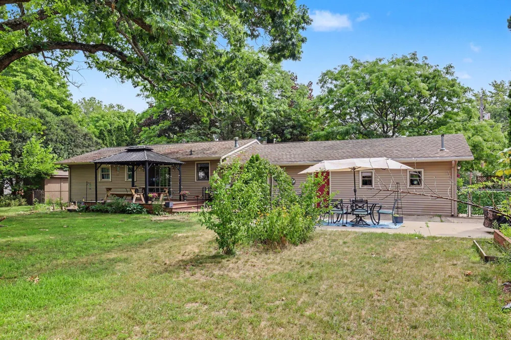 507 Floral Drive Belding, MI 48809