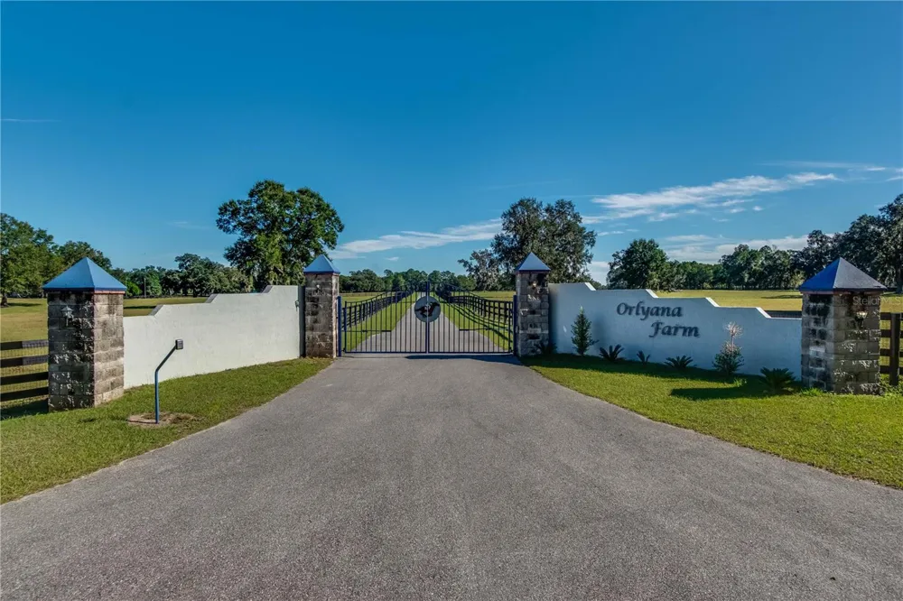 7787 NW 150TH AVENUE Morriston, FL 32668